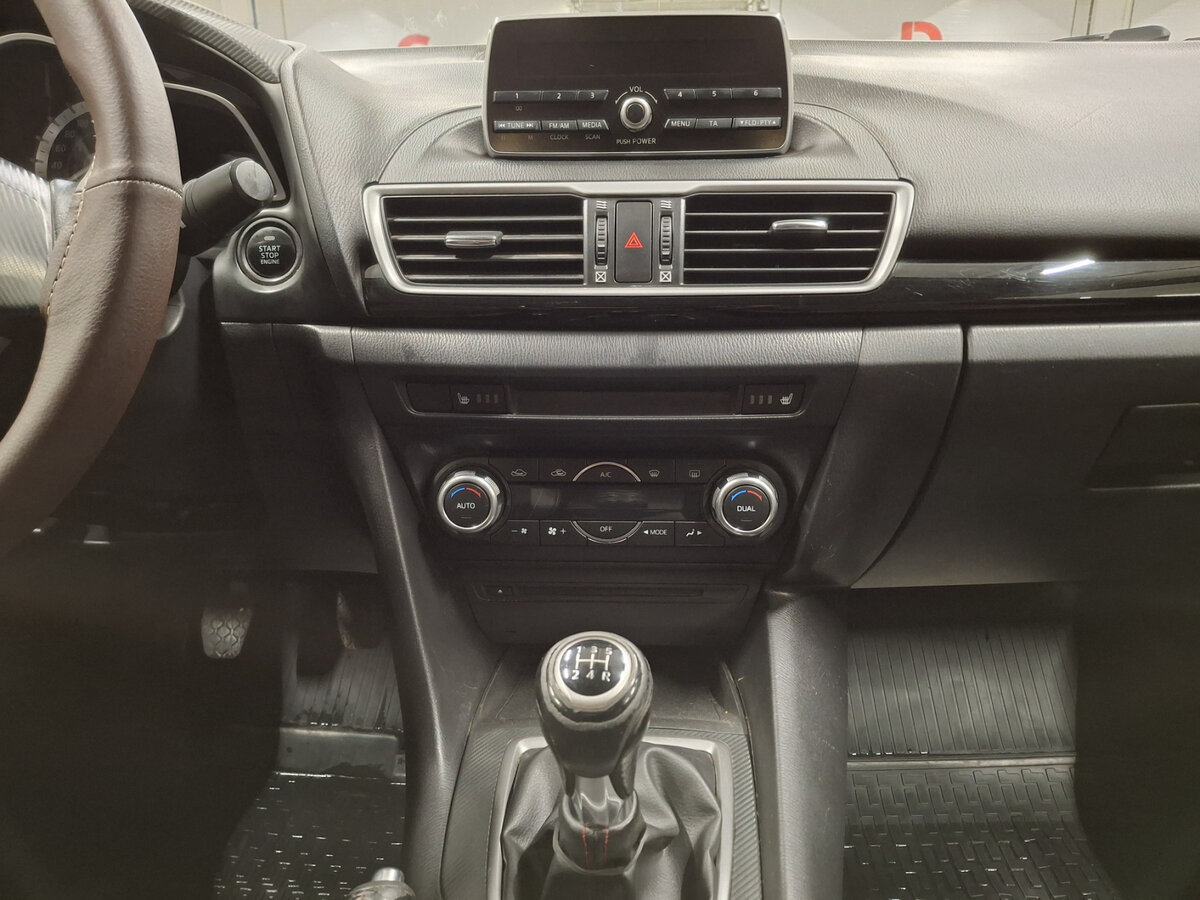 Купить Mazda 3 с пробегом. Фото: #14