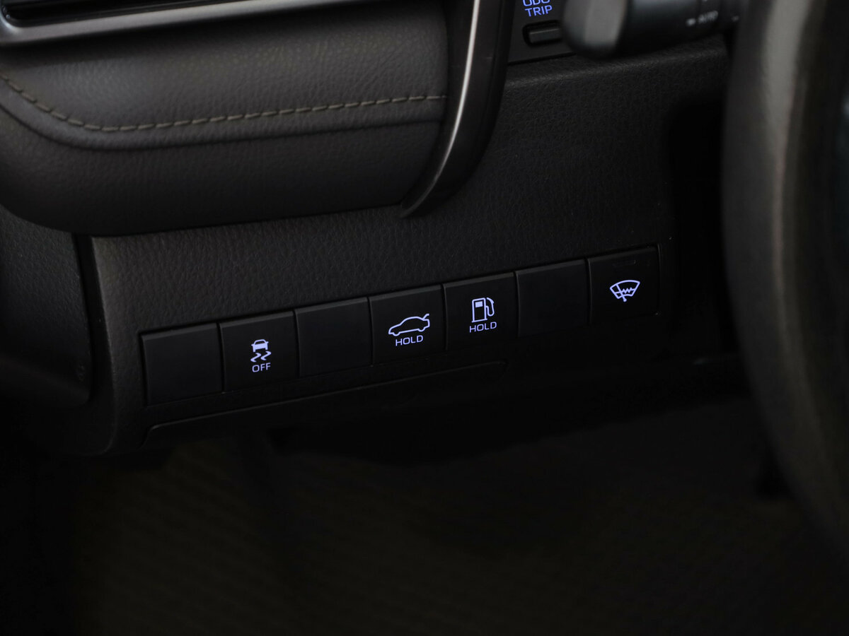 Купить Toyota Camry с пробегом. Фото: #8