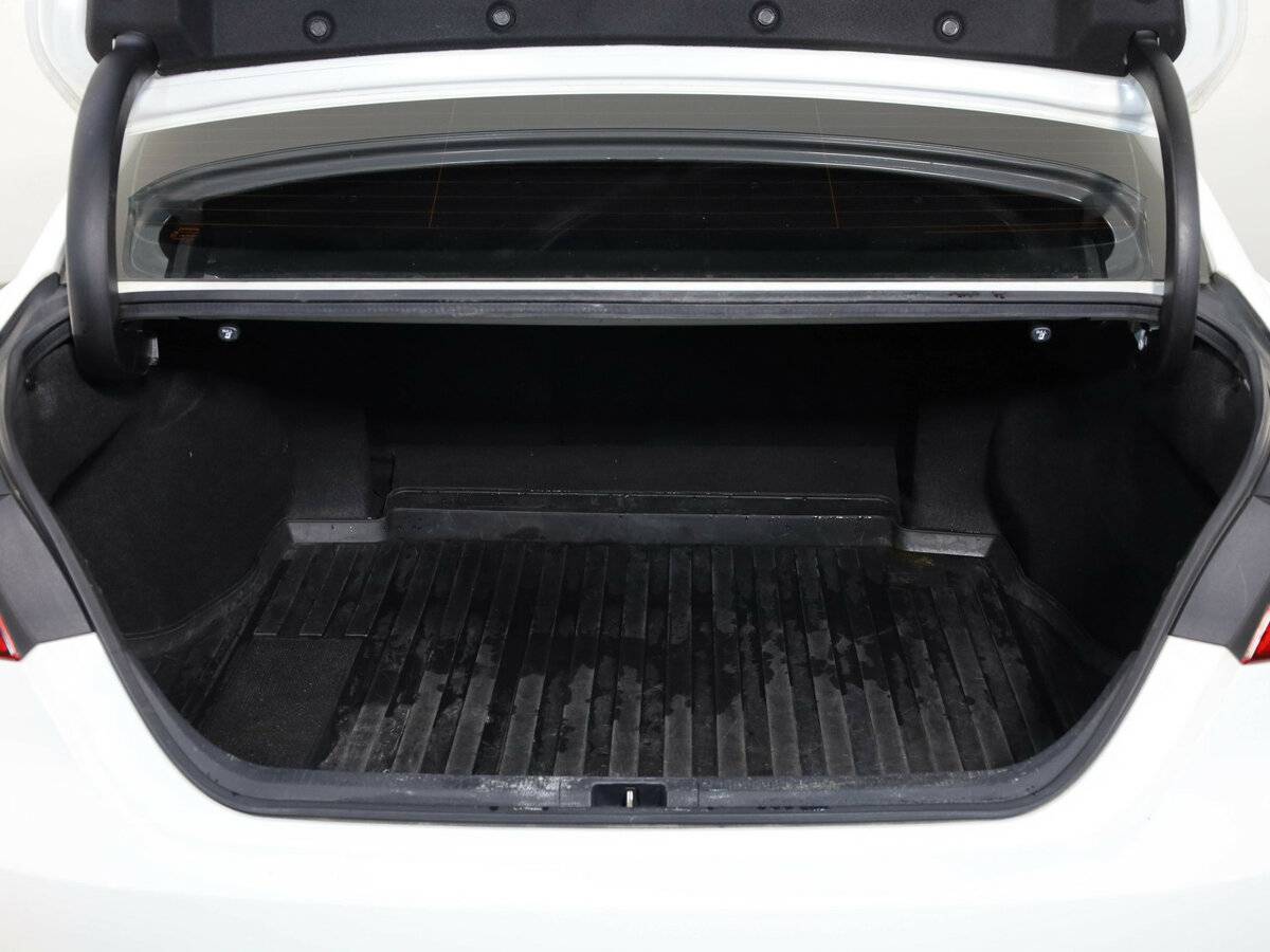 Купить Toyota Camry с пробегом. Фото: #9