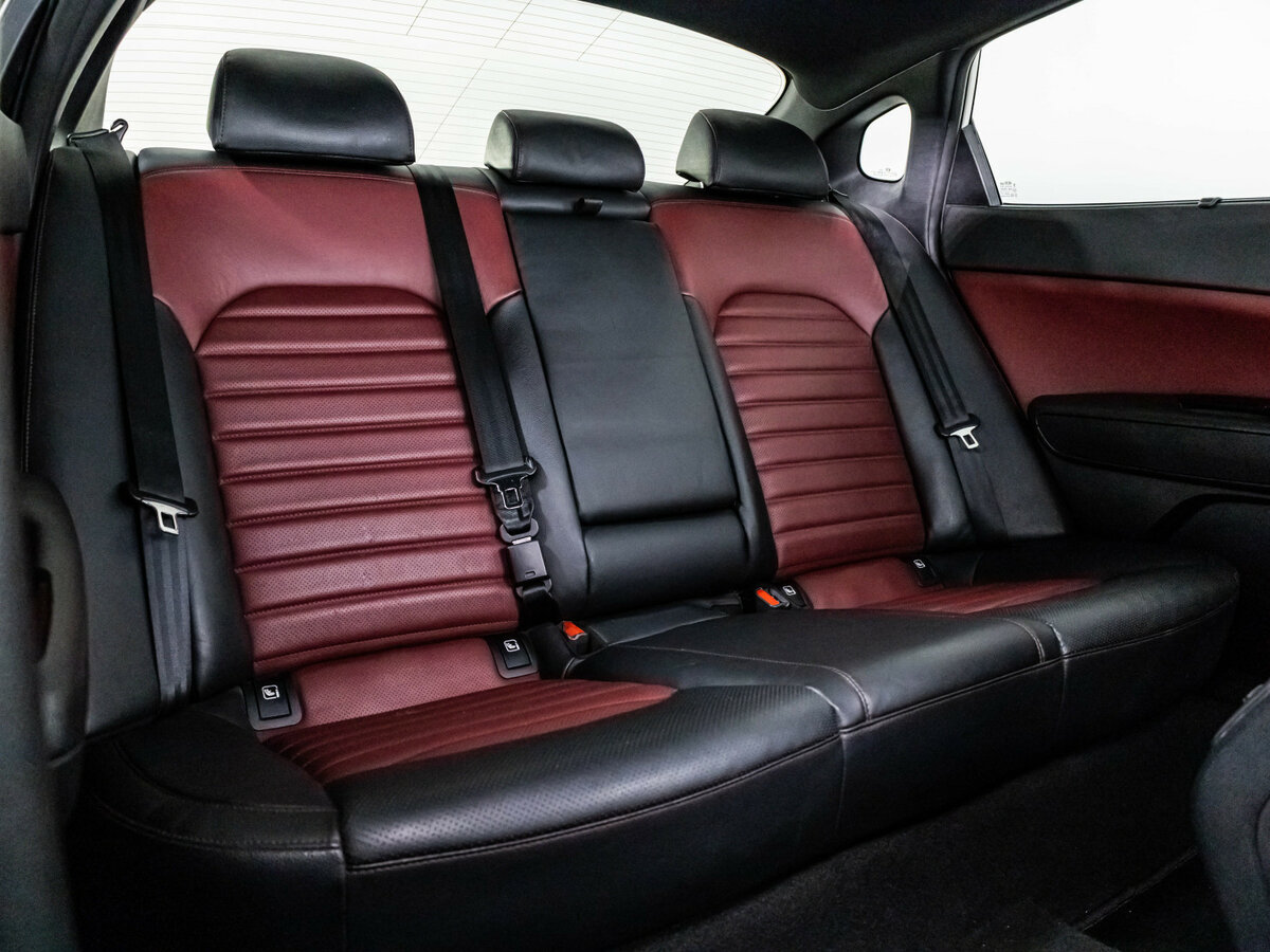 Купить Kia Optima с пробегом. Фото: #25