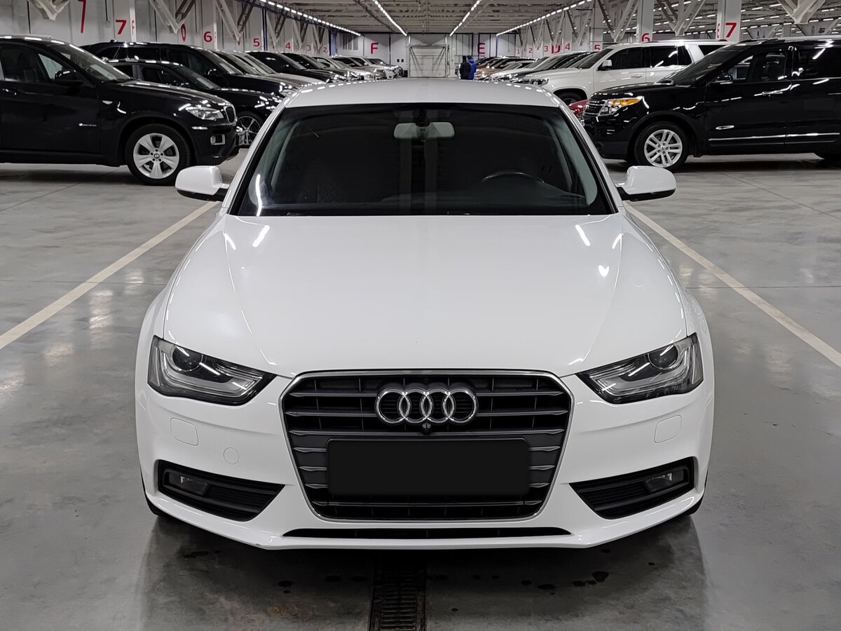Купить Audi A4 с пробегом. Фото: #1