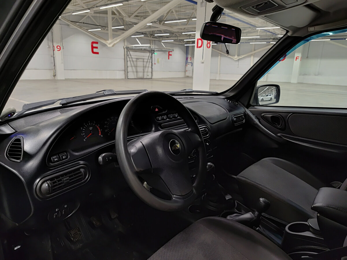 Купить Chevrolet Niva с пробегом. Фото: #15