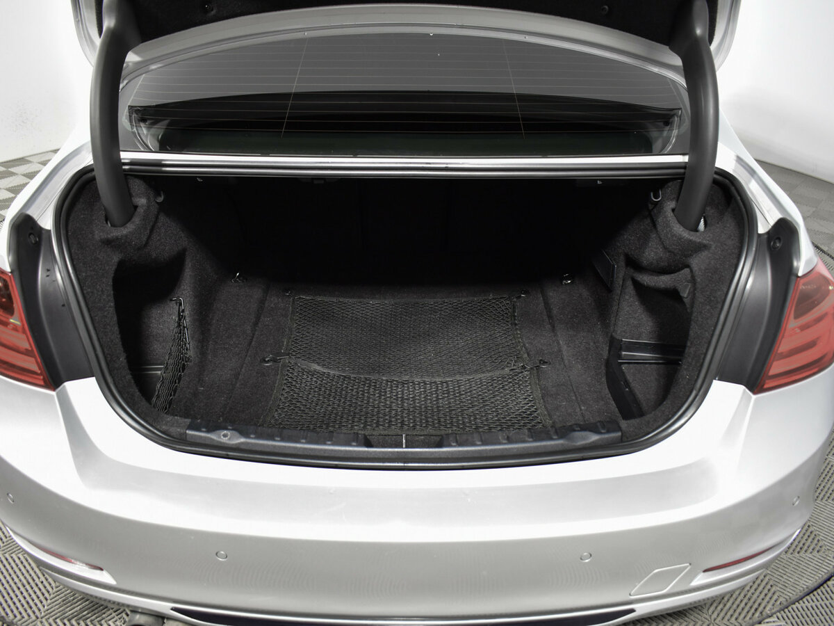 Купить BMW 3 серии с пробегом. Фото: #20