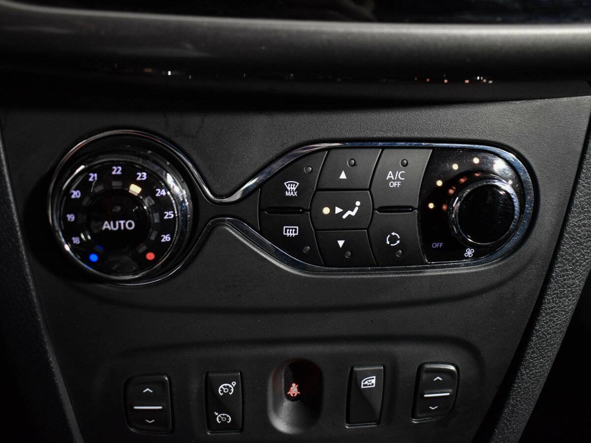 Купить Renault Sandero с пробегом. Фото: #13