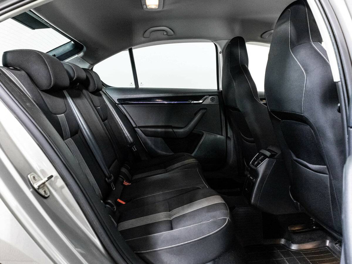 Купить Skoda Octavia с пробегом. Фото: #14