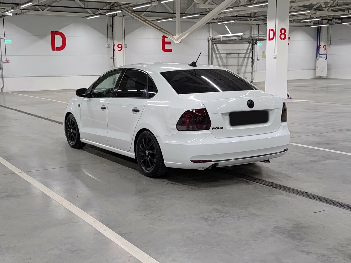 Купить Volkswagen Polo с пробегом. Фото: #6