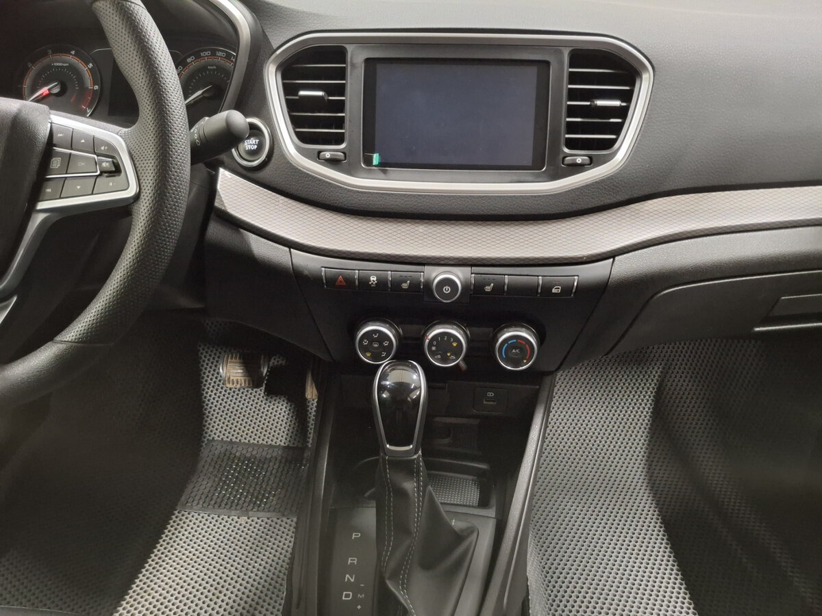 Купить Lada (ВАЗ) Vesta с пробегом. Фото: #14