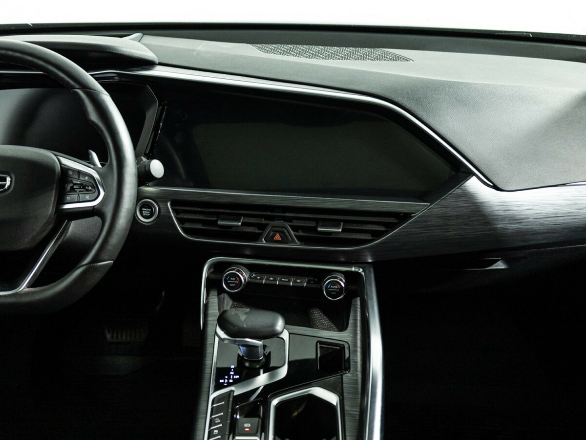 Купить Geely Tugella с пробегом. Фото: #11