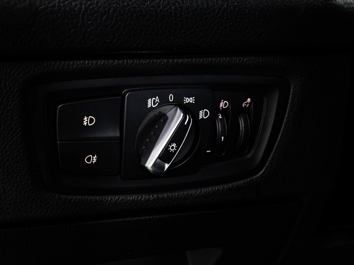 Купить BMW 1 серии с пробегом. Фото: #18