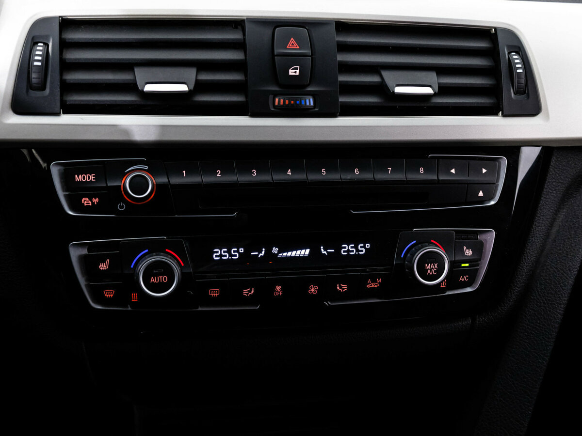 Купить BMW 3 серии с пробегом. Фото: #11