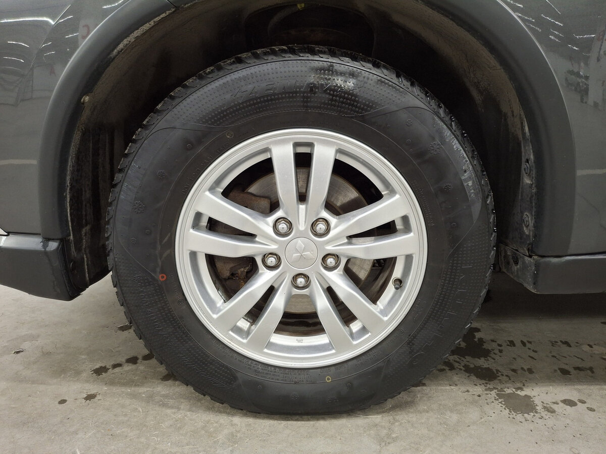 Купить Mitsubishi Outlander с пробегом. Фото: #16