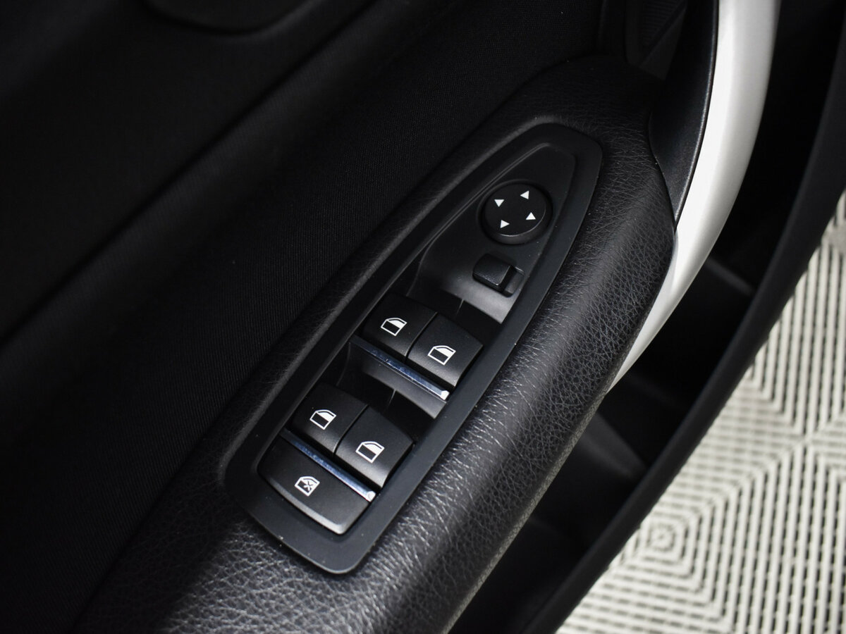 Купить BMW 1 серии с пробегом. Фото: #14