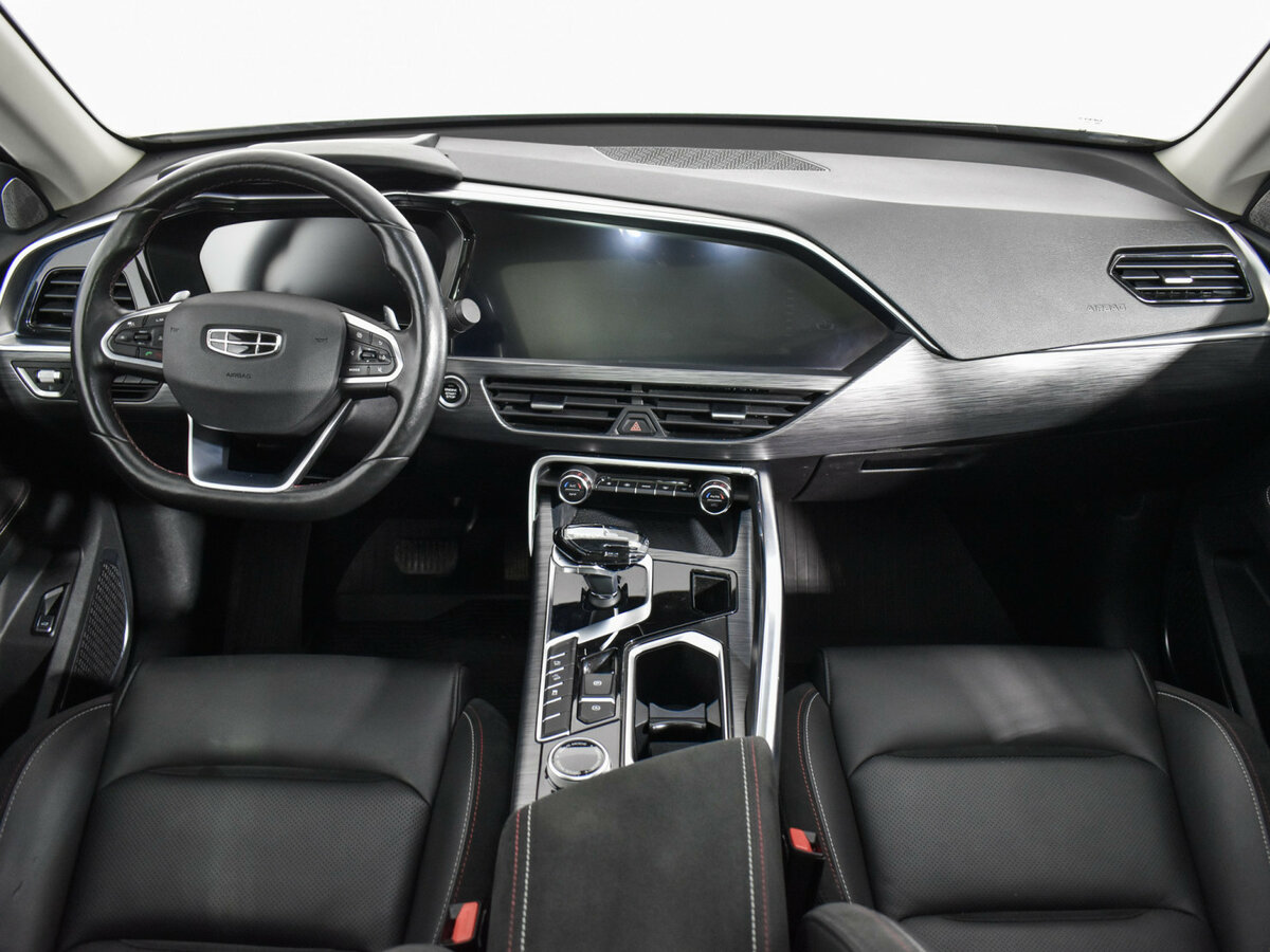 Купить Geely Tugella с пробегом. Фото: #14