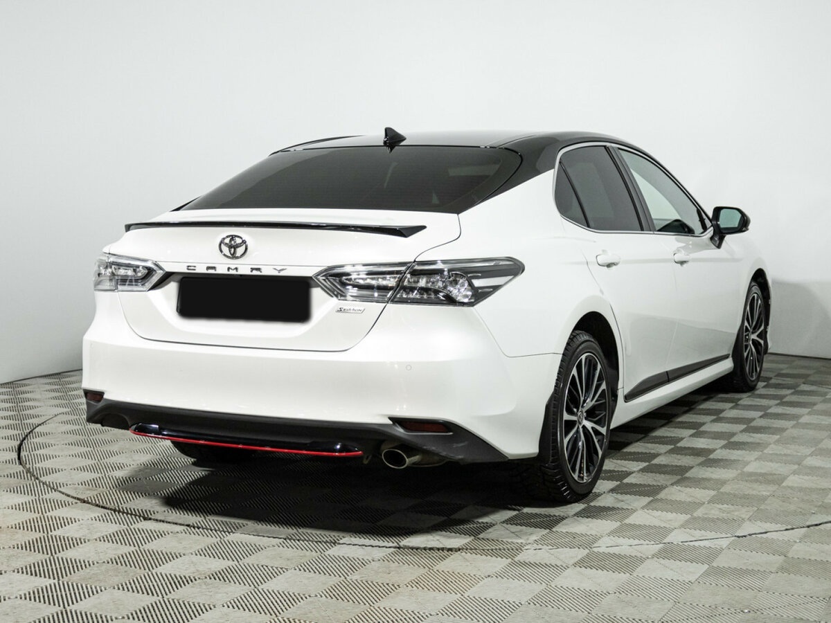 Купить Toyota Camry с пробегом. Фото: #3