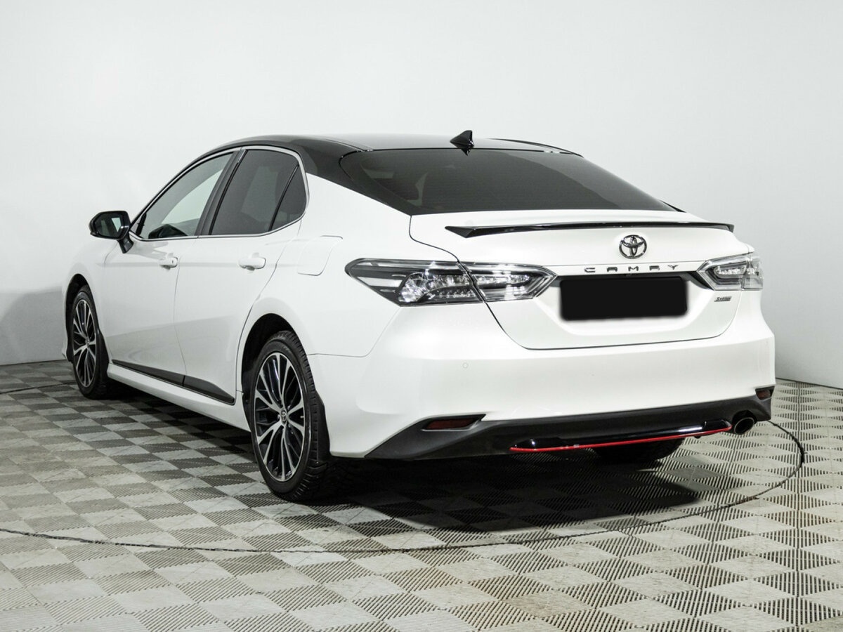 Купить Toyota Camry с пробегом. Фото: #5