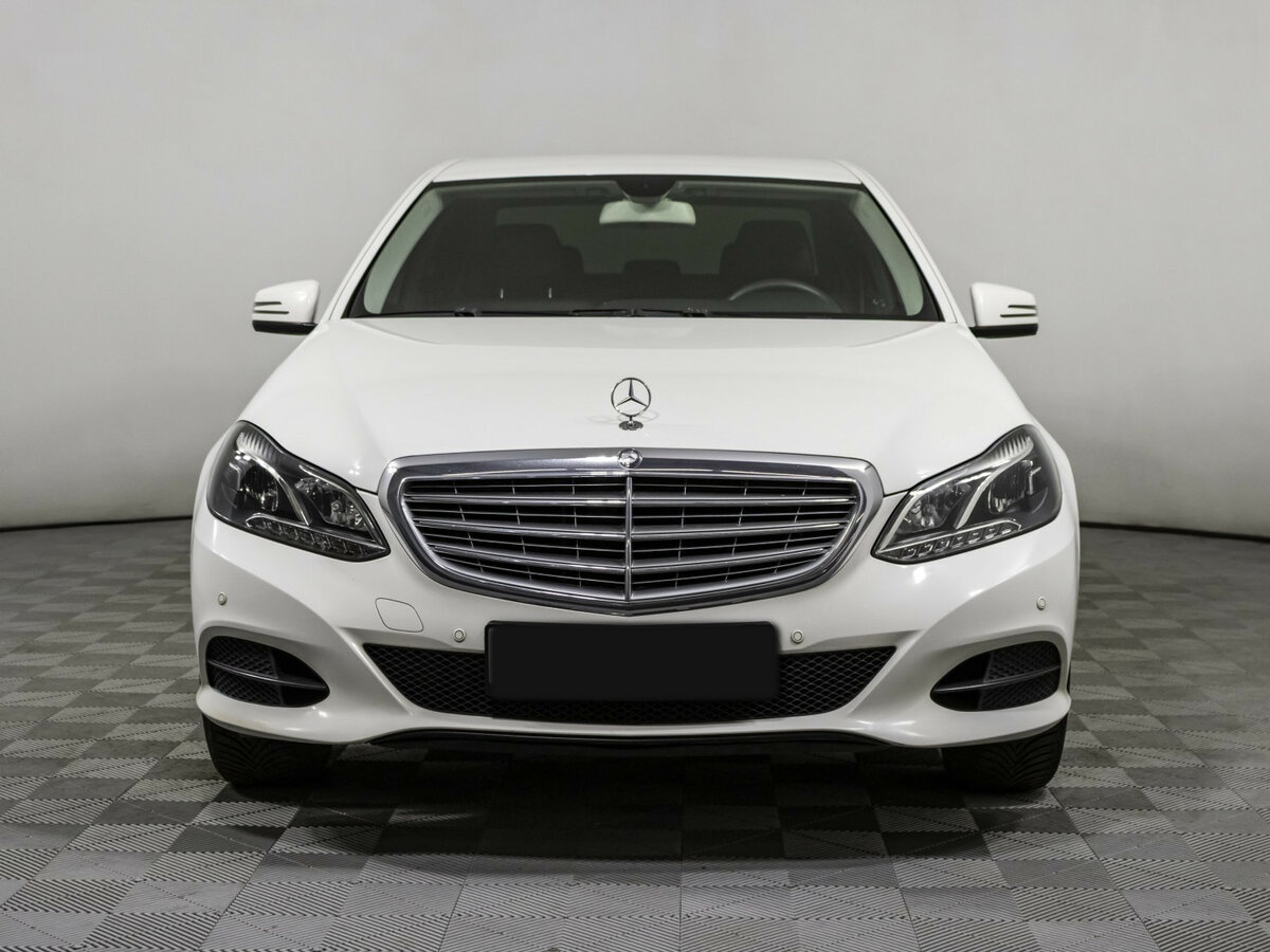 Купить Mercedes-Benz E-Класс с пробегом. Фото: #1