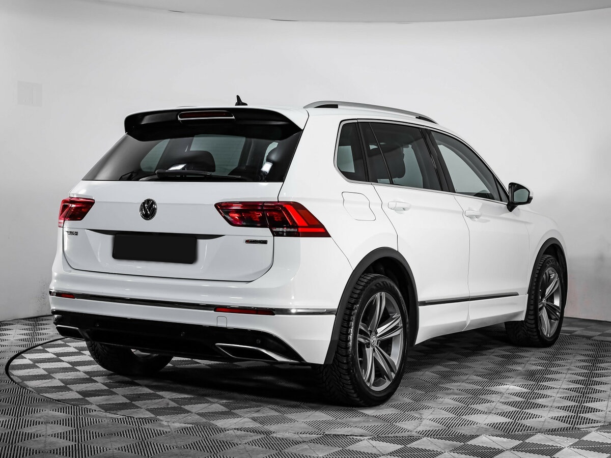 Купить Volkswagen Tiguan с пробегом. Фото: #4