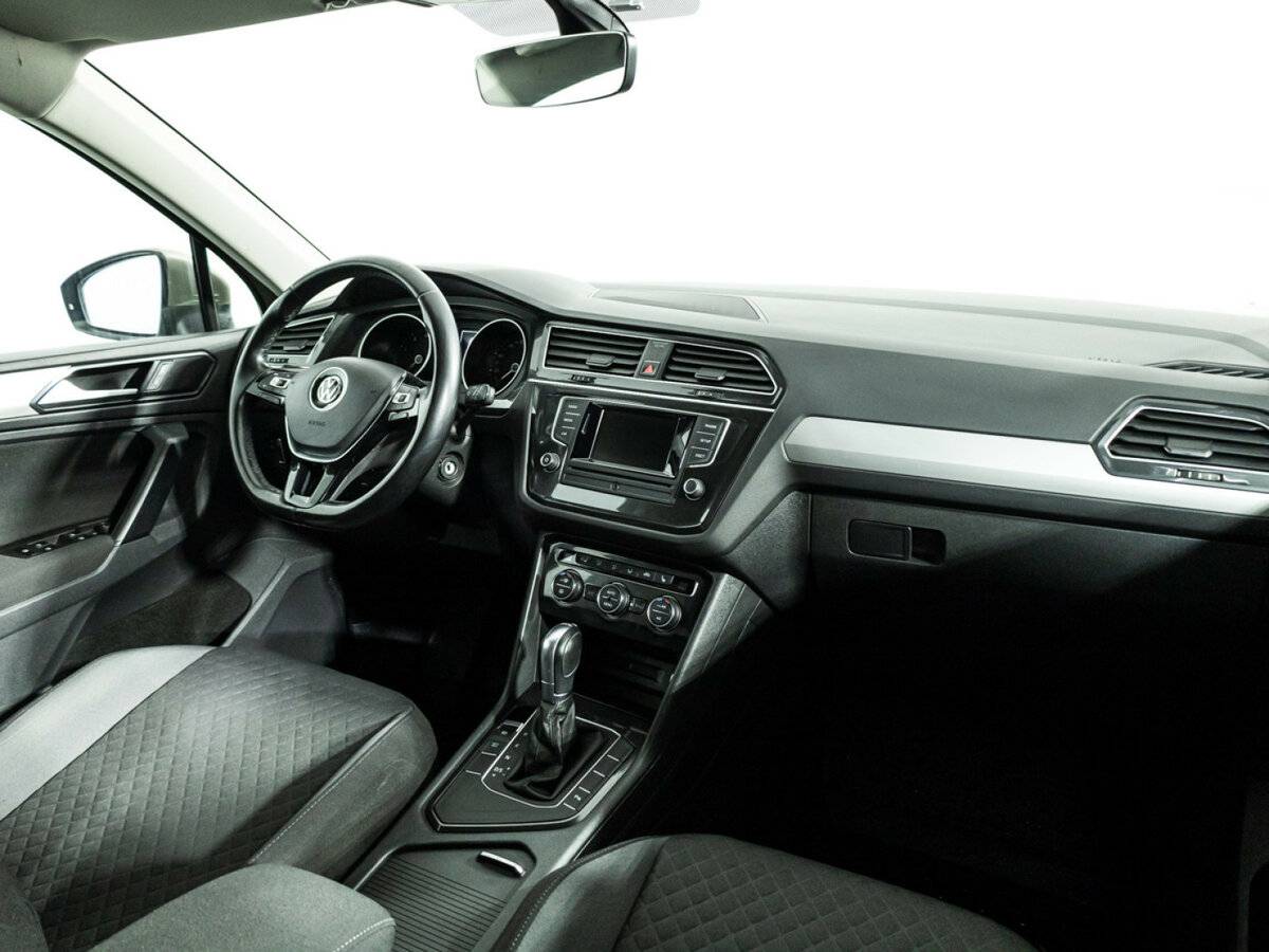 Купить Volkswagen Tiguan с пробегом. Фото: #6