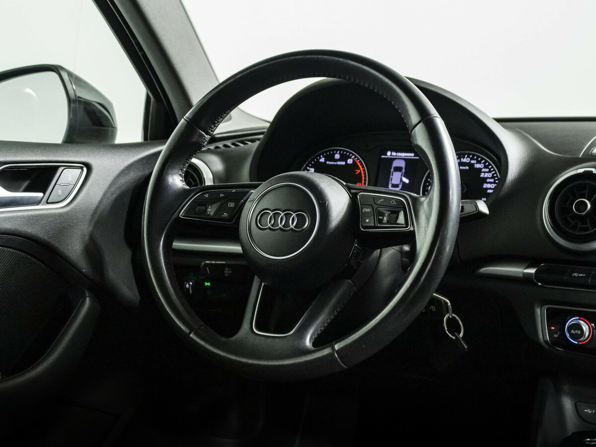 Купить Audi A3 с пробегом. Фото: #9