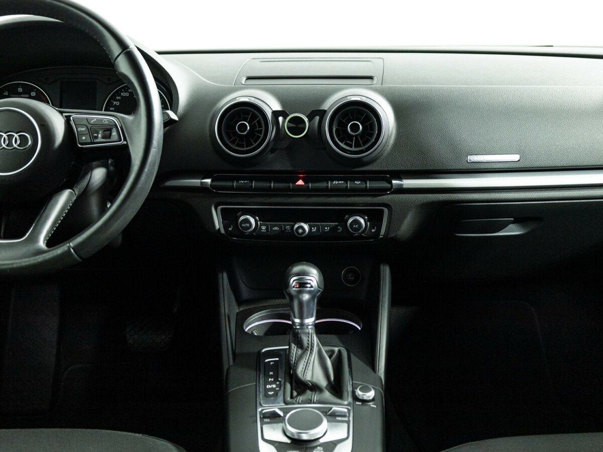 Купить Audi A3 с пробегом. Фото: #13