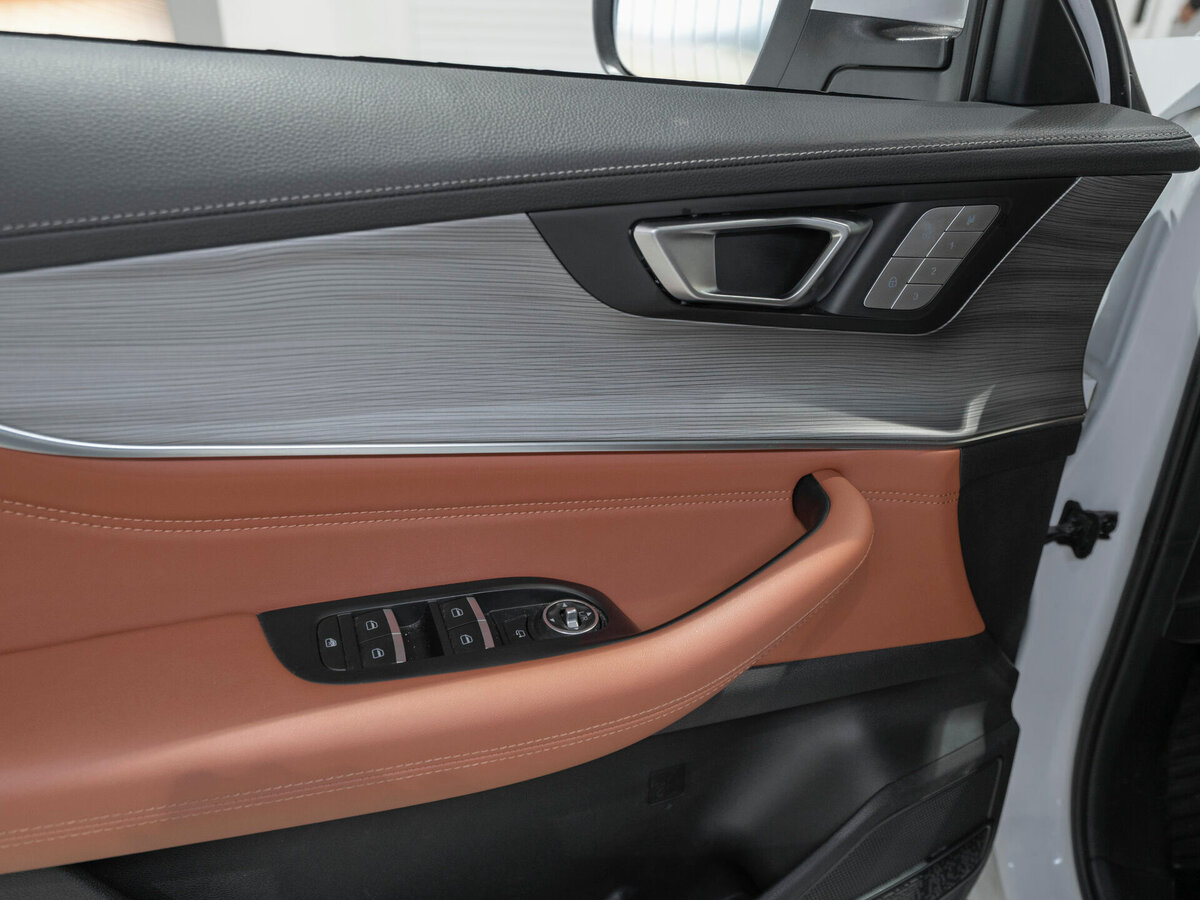 Купить Chery Tiggo 8 Pro Max с пробегом. Фото: #20