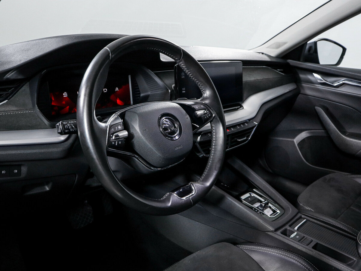 Купить Skoda Octavia с пробегом. Фото: #11