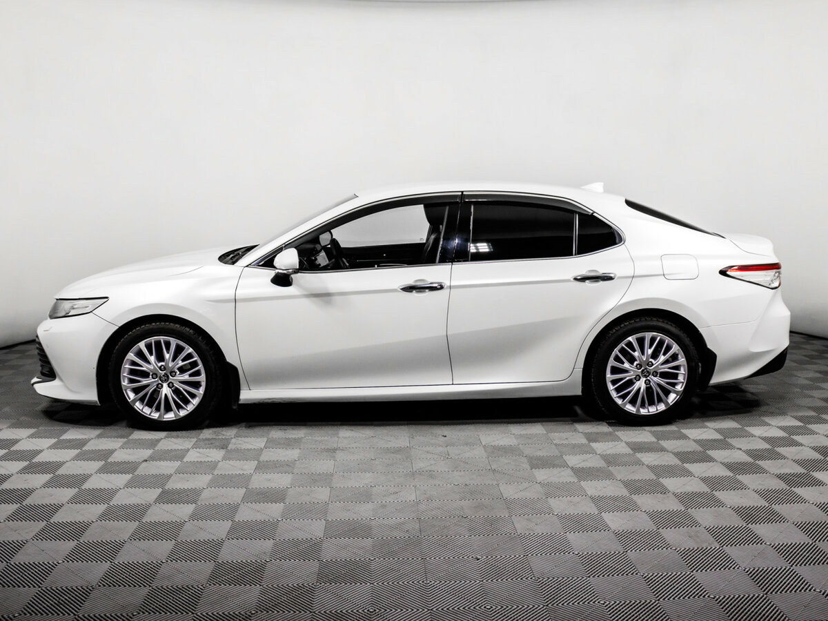 Купить Toyota Camry с пробегом. Фото: #7