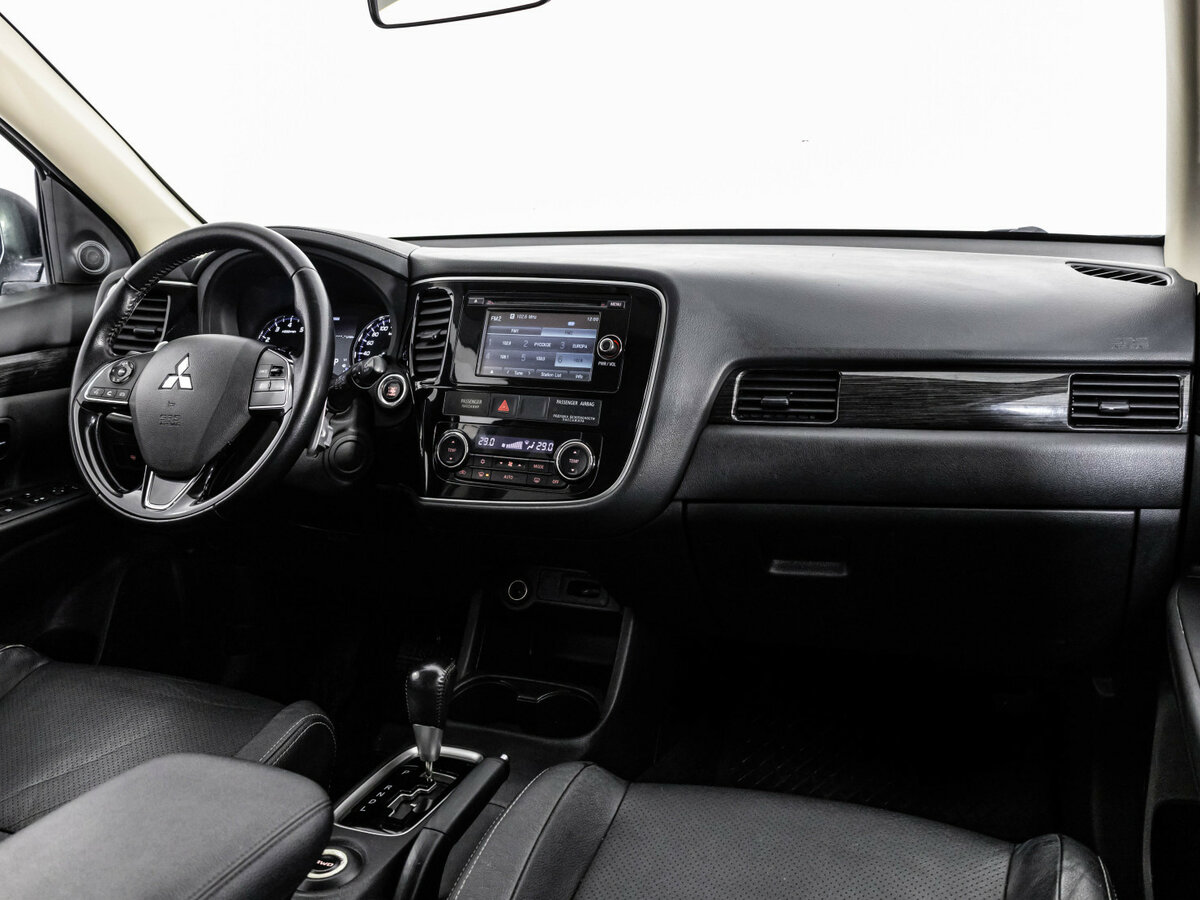 Купить Mitsubishi Outlander с пробегом. Фото: #6