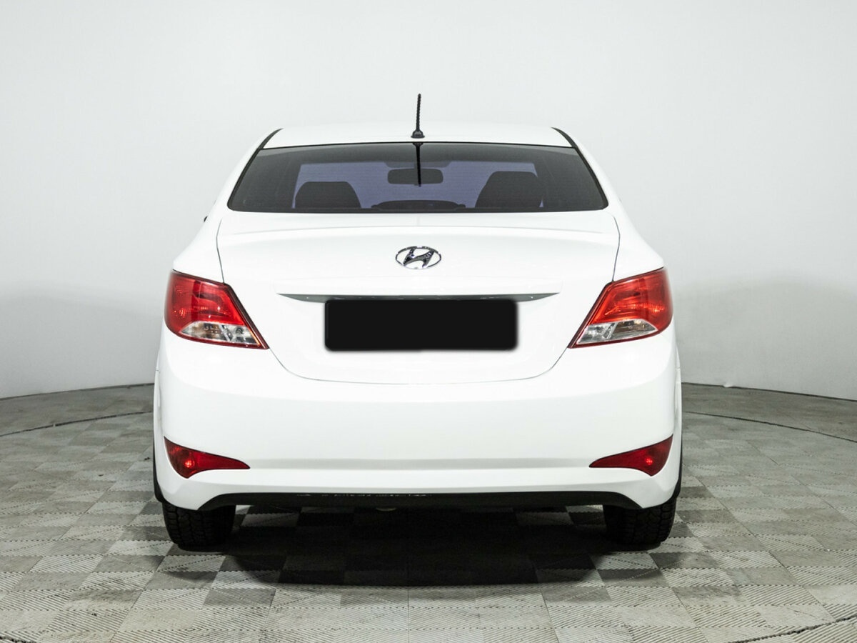 Купить Hyundai Solaris с пробегом. Фото: #5