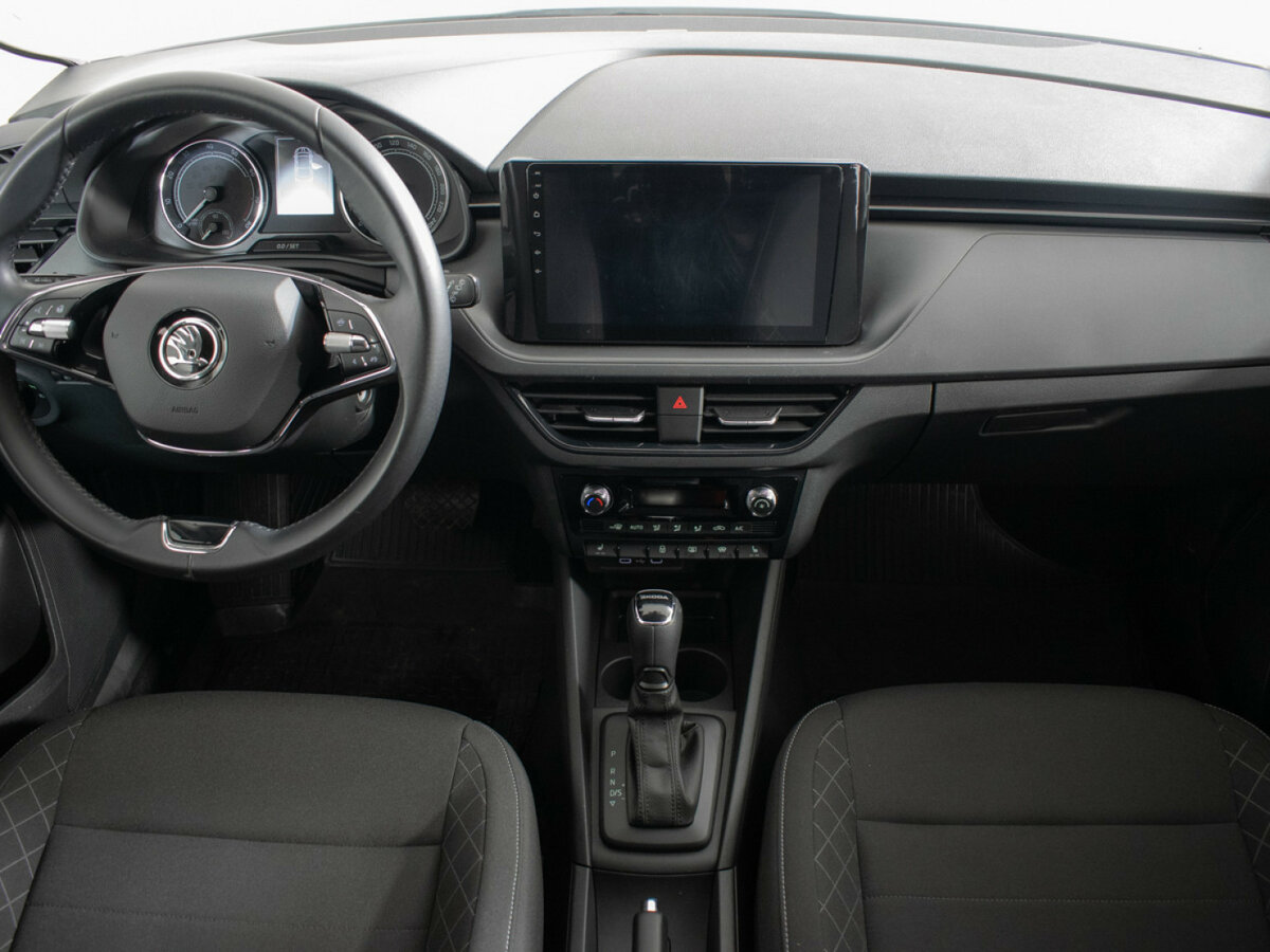 Купить Skoda Rapid с пробегом. Фото: #8