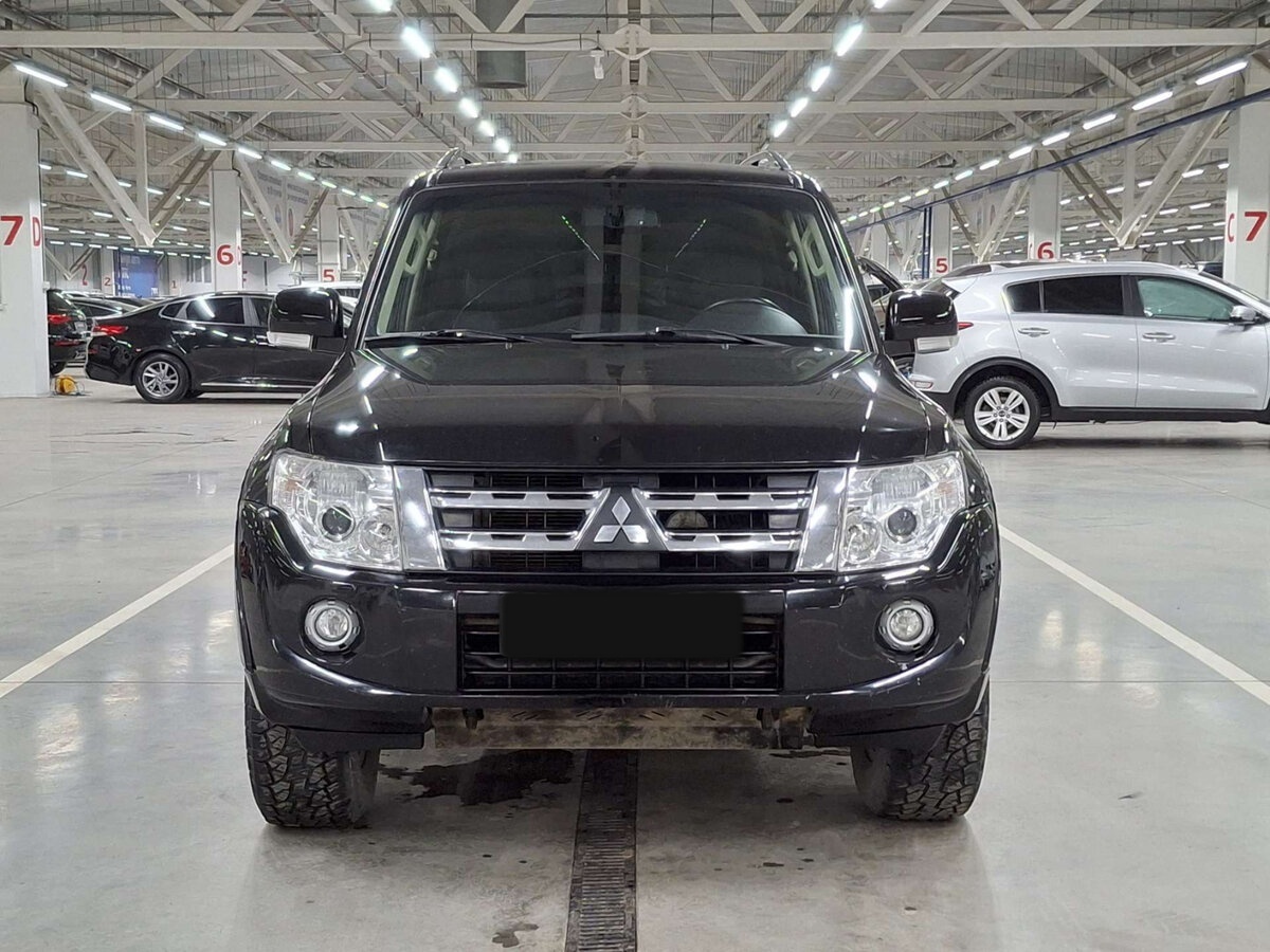 Купить Mitsubishi Pajero с пробегом. Фото: #1