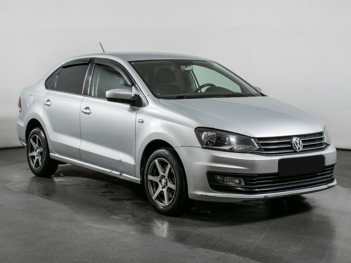 Купить Volkswagen Polo с пробегом. Фото: #2