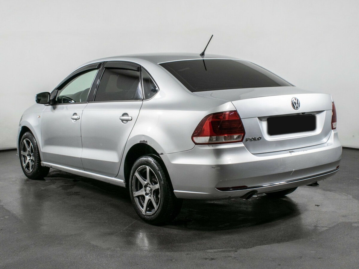 Купить Volkswagen Polo с пробегом. Фото: #6