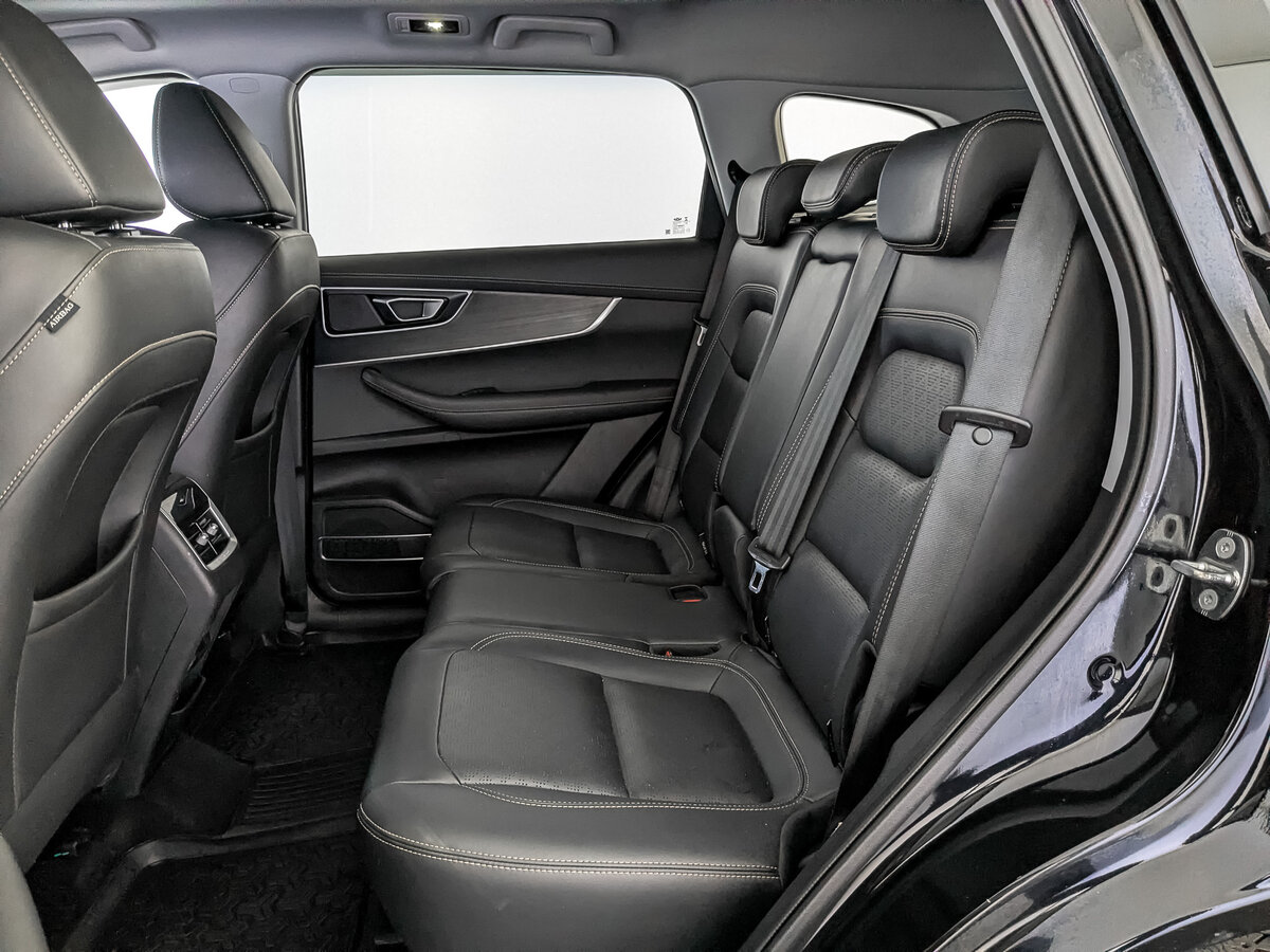 Купить Chery Tiggo 8 с пробегом. Фото: #16