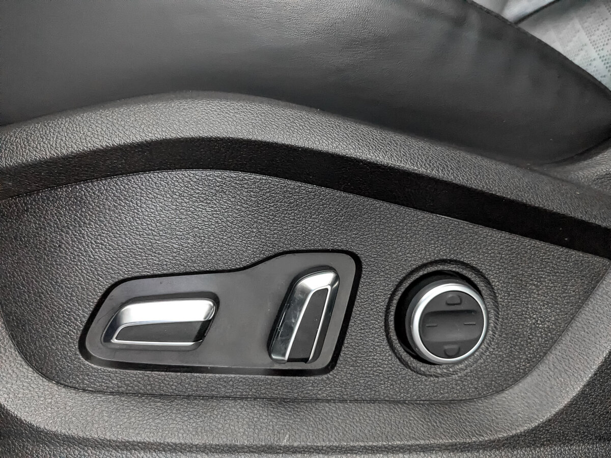 Купить Chery Tiggo 8 с пробегом. Фото: #25