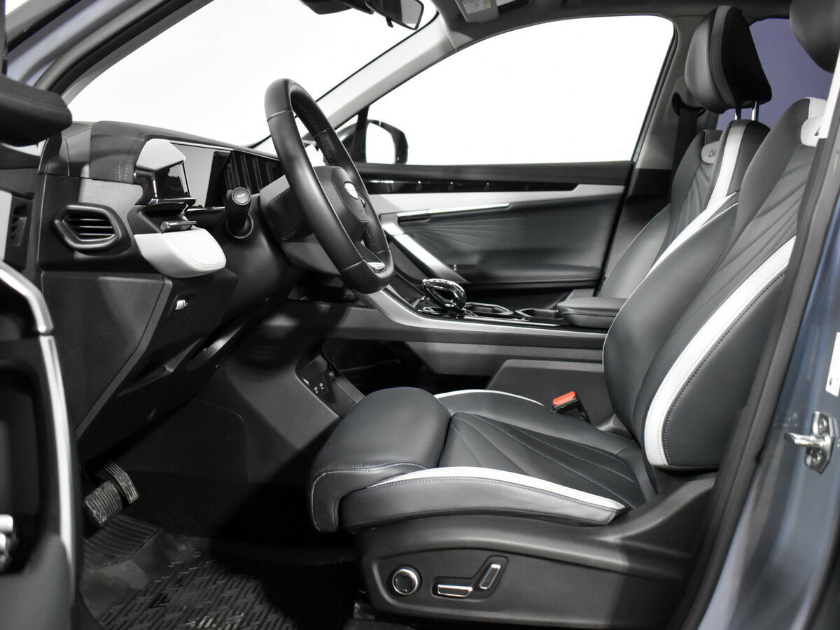 Купить Geely Atlas с пробегом. Фото: #9