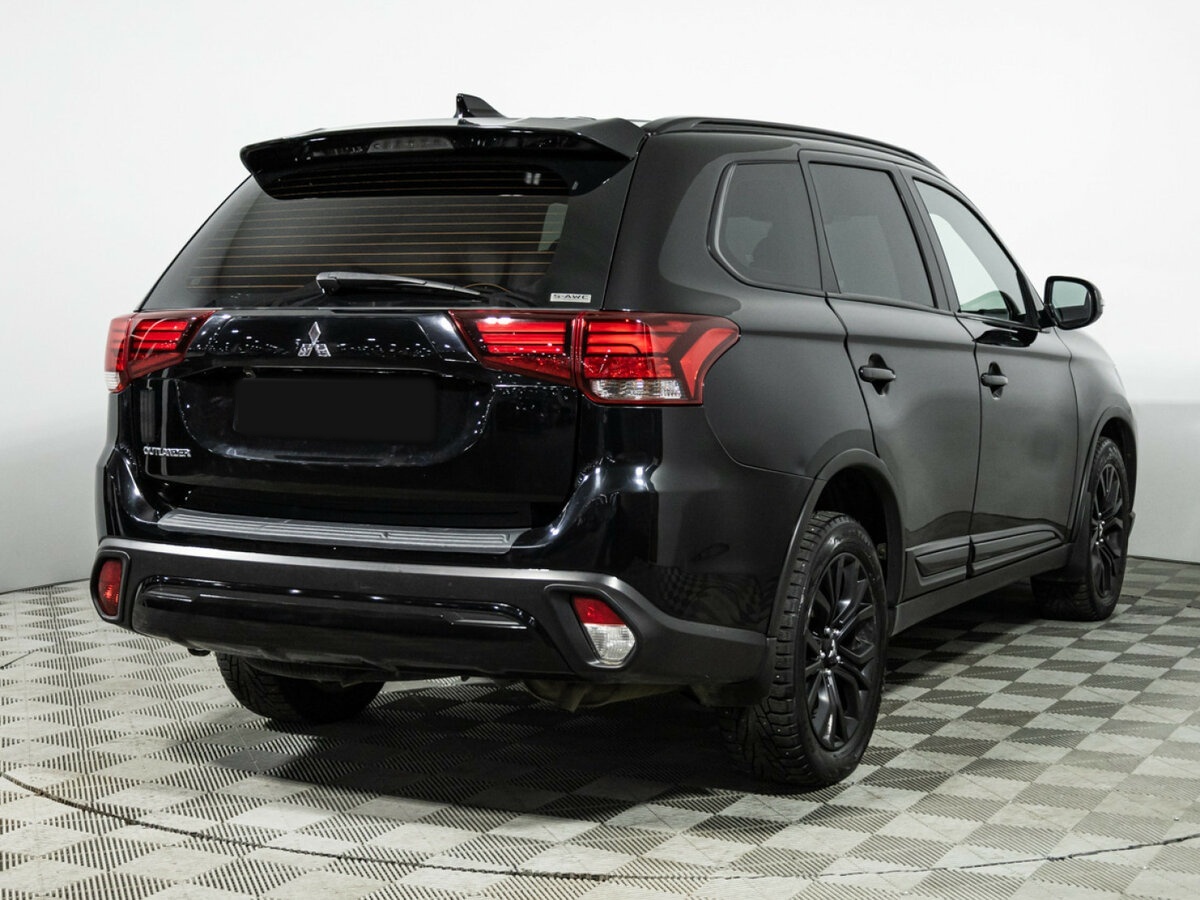 Купить Mitsubishi Outlander с пробегом. Фото: #4