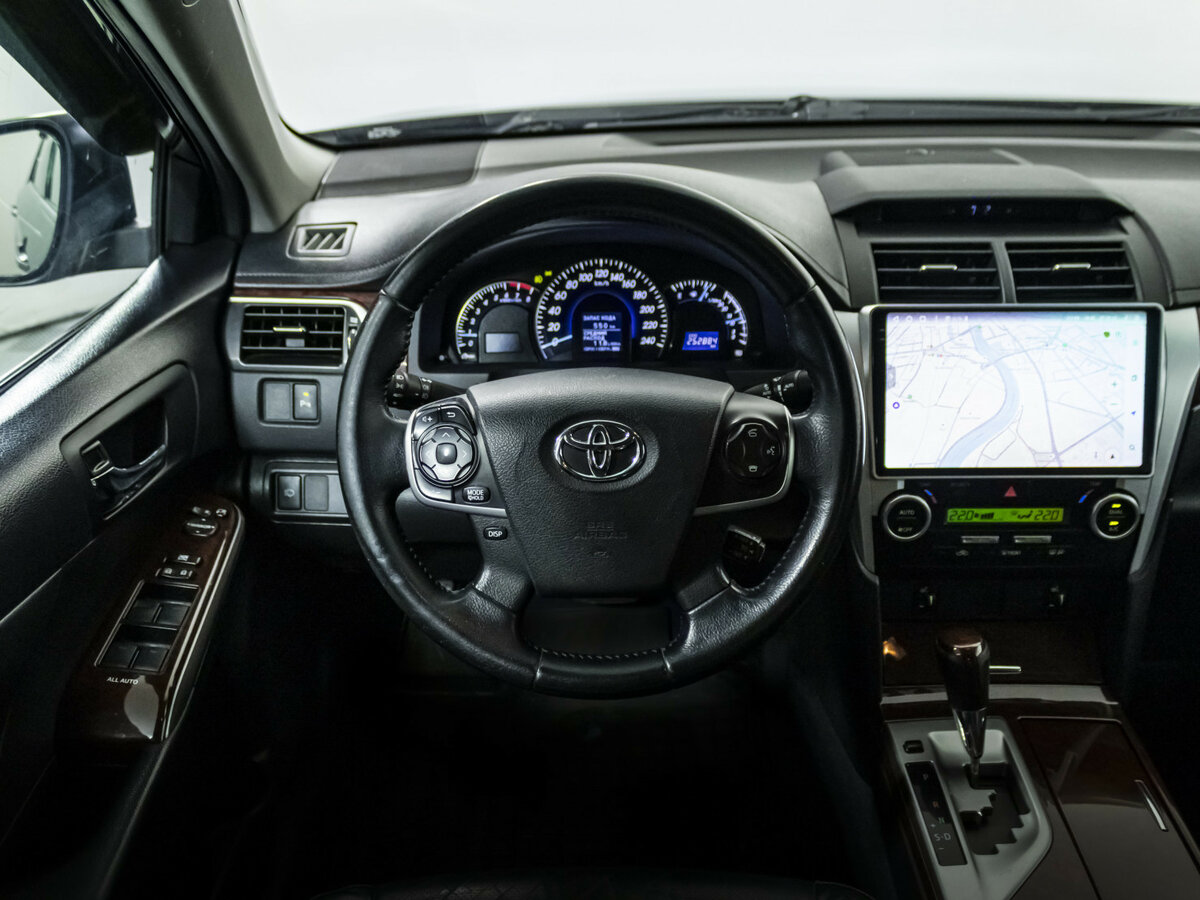 Купить Toyota Camry с пробегом. Фото: #9