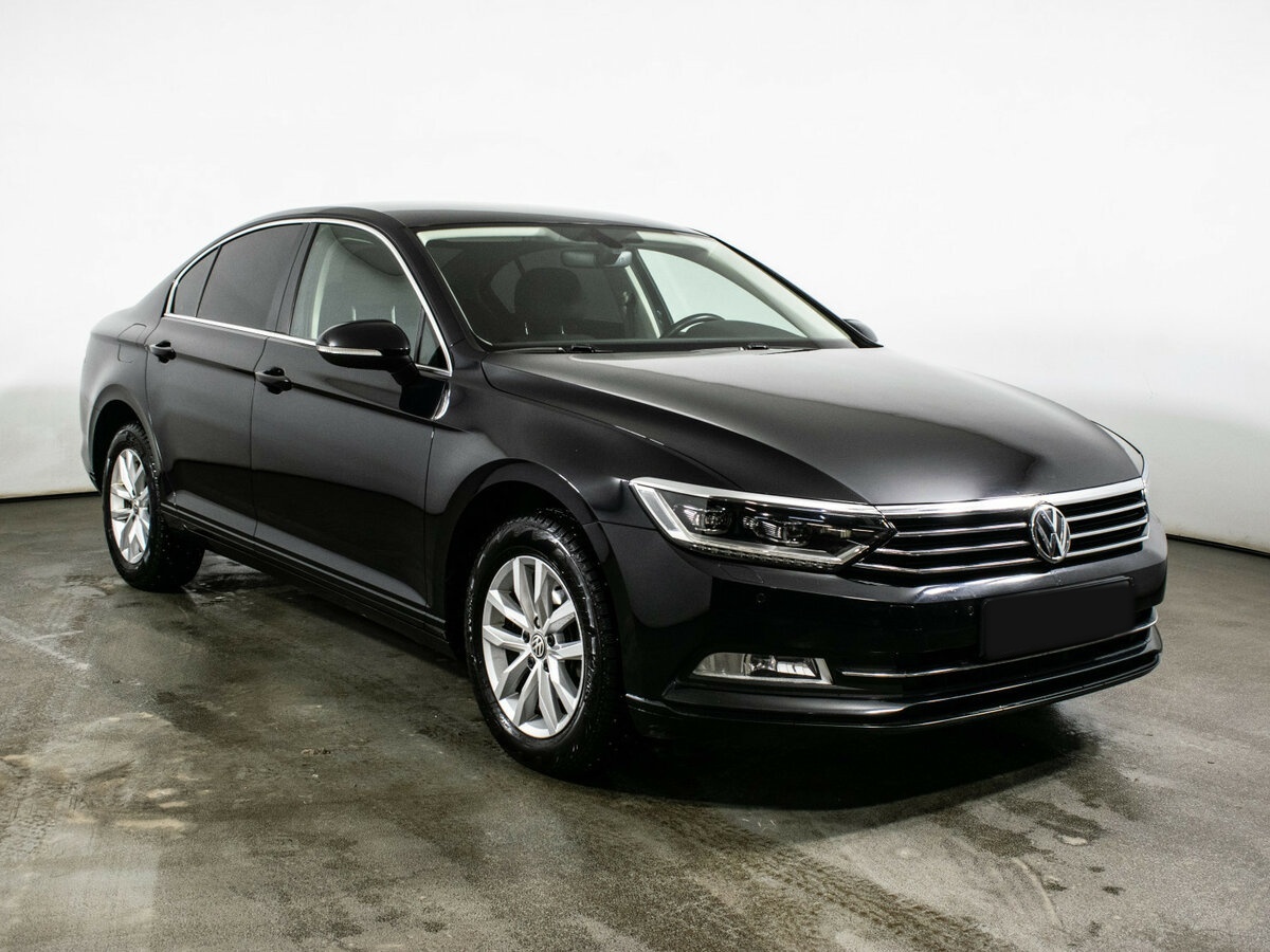 Купить Volkswagen Passat с пробегом. Фото: #2