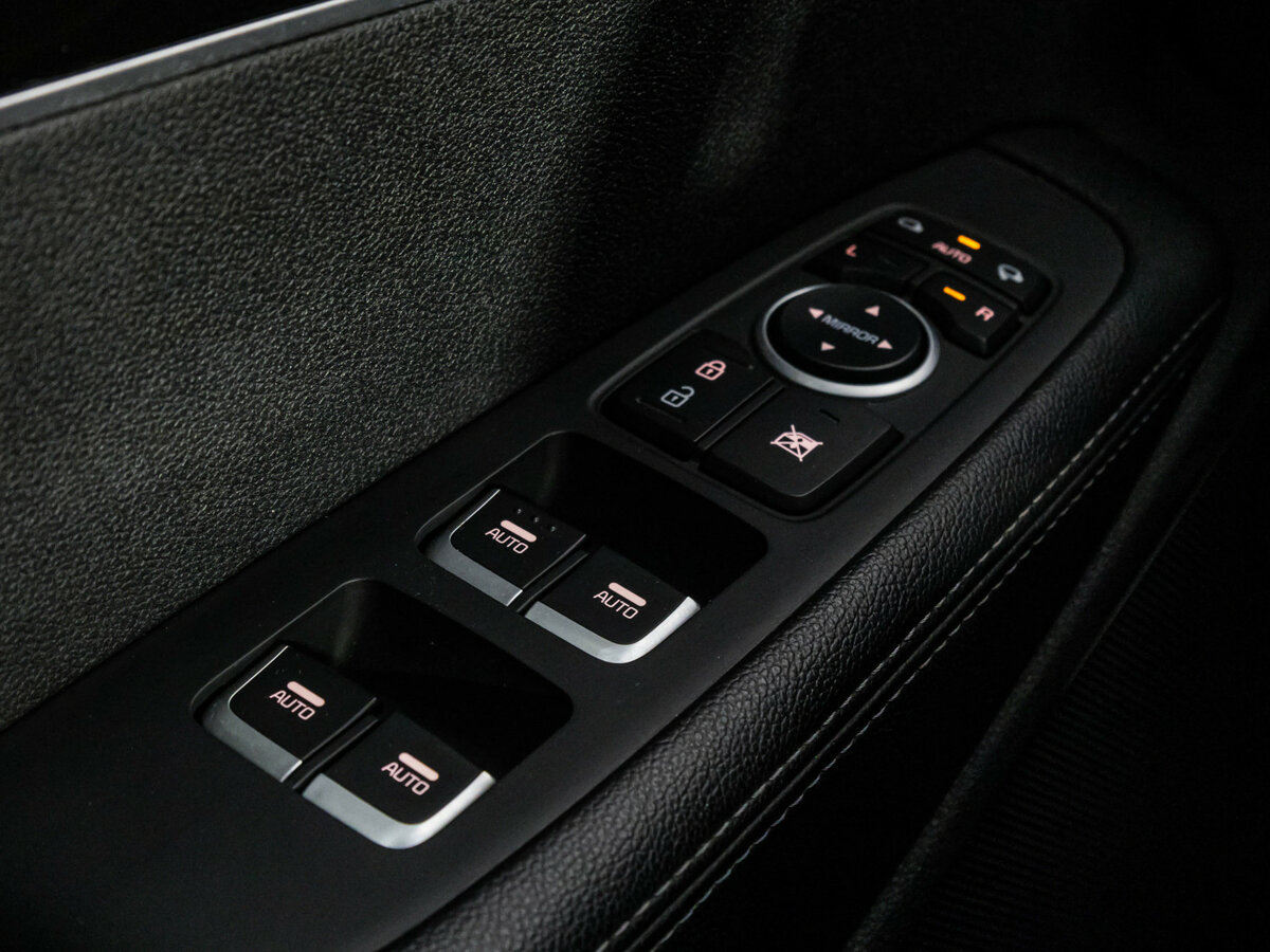 Купить Kia Sorento с пробегом. Фото: #16