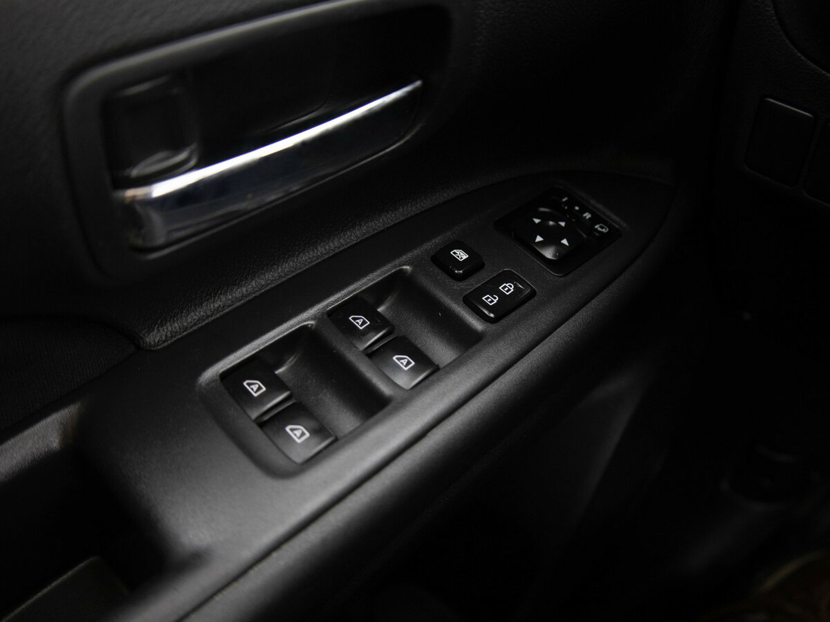 Купить Mitsubishi Outlander с пробегом. Фото: #11