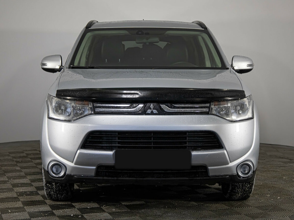 Купить Mitsubishi Outlander с пробегом. Фото: #1