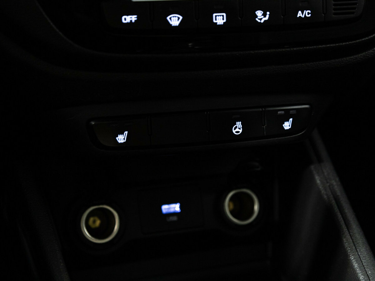 Купить Hyundai Solaris с пробегом. Фото: #15