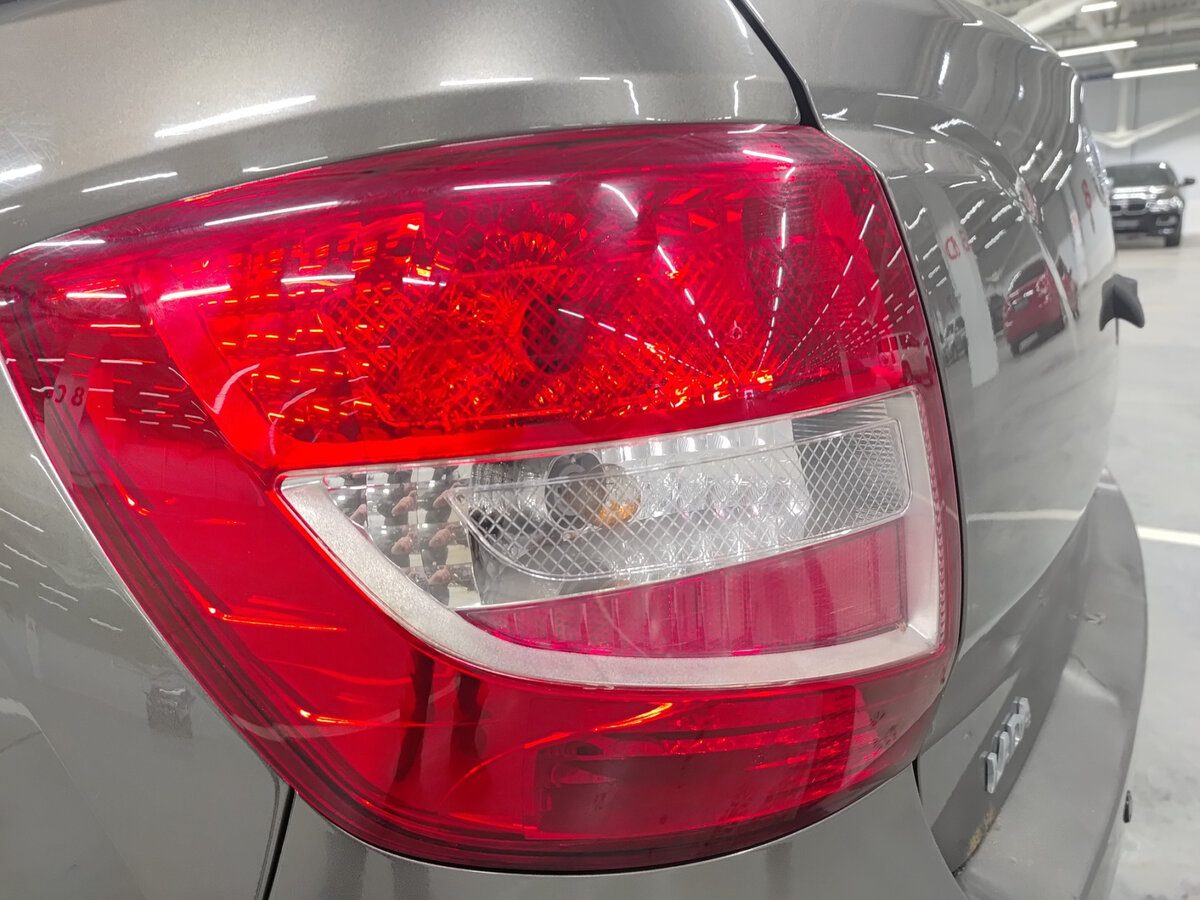 Купить Lada (ВАЗ) Granta с пробегом. Фото: #8