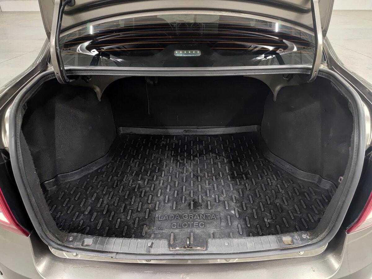 Купить Lada (ВАЗ) Granta с пробегом. Фото: #9
