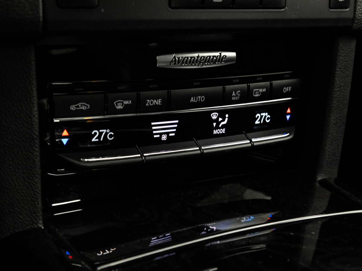 Купить Mercedes-Benz E-Класс с пробегом. Фото: #9