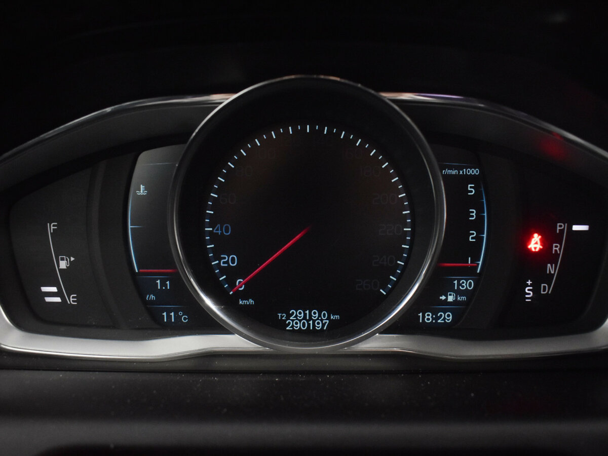 Купить Volvo XC60 с пробегом. Фото: #22