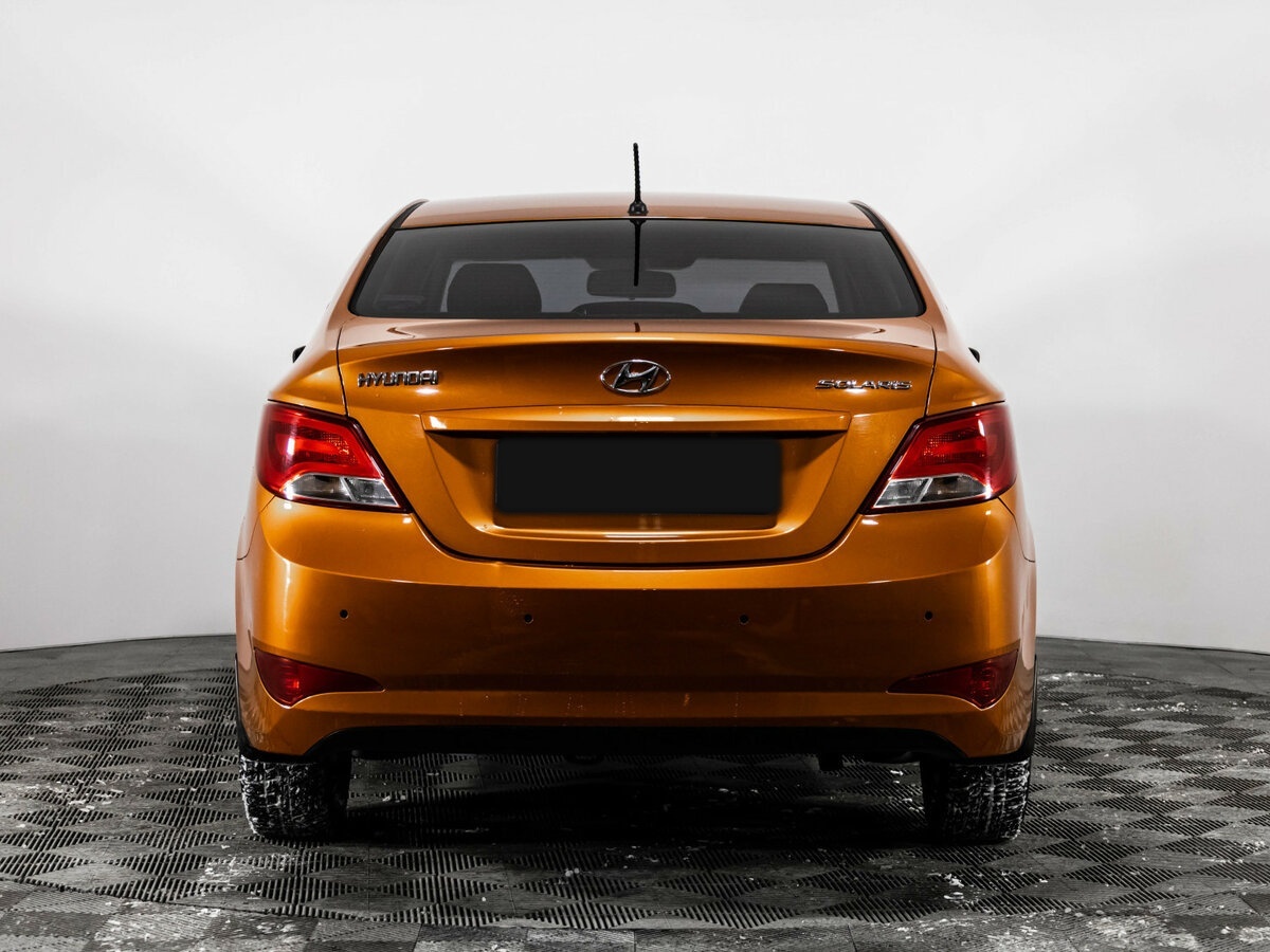 Купить Hyundai Solaris с пробегом. Фото: #4