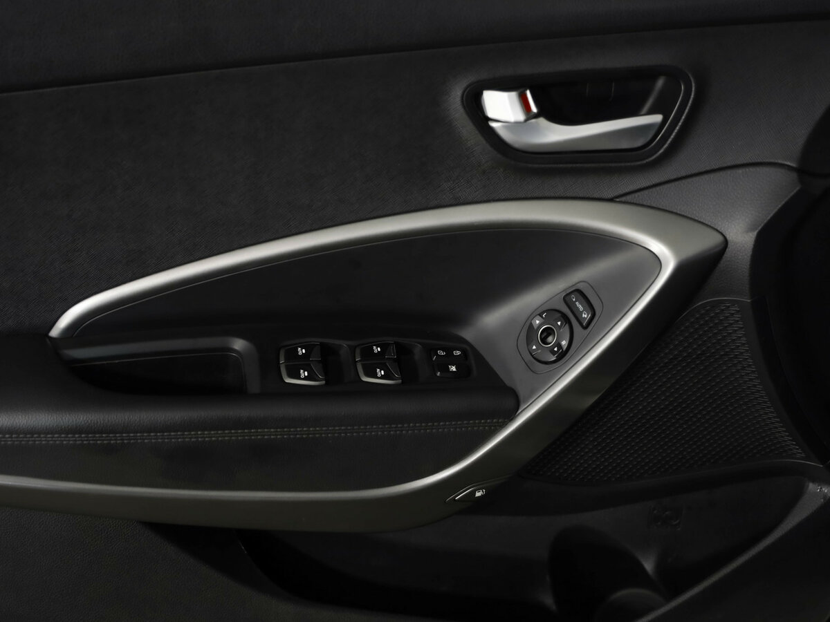 Купить Hyundai Santa Fe с пробегом. Фото: #20