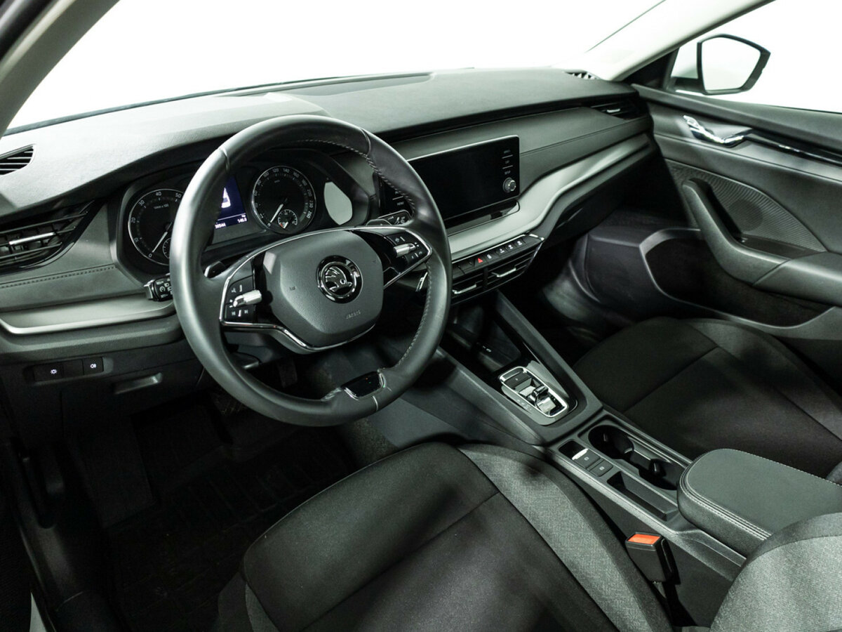 Купить Skoda Octavia с пробегом. Фото: #8